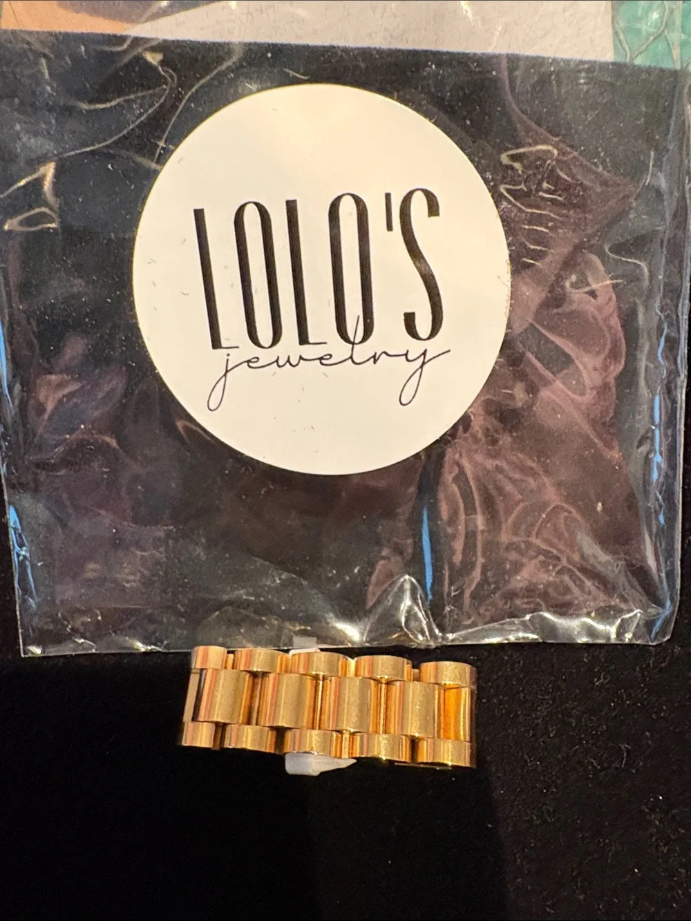 Lolo’s Gold-Link Chunky Ring Size 8